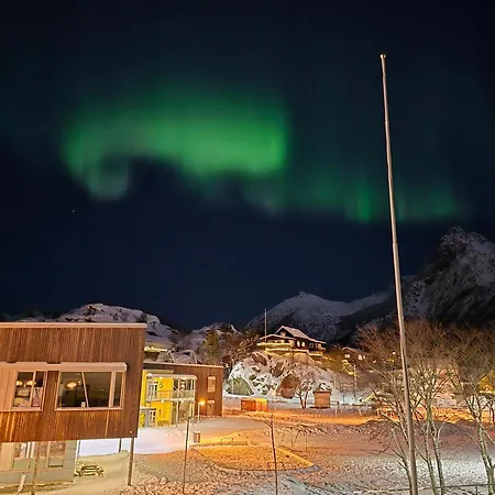 M&r Lofoten Apartment *